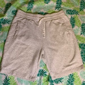 H&M knee high shorts